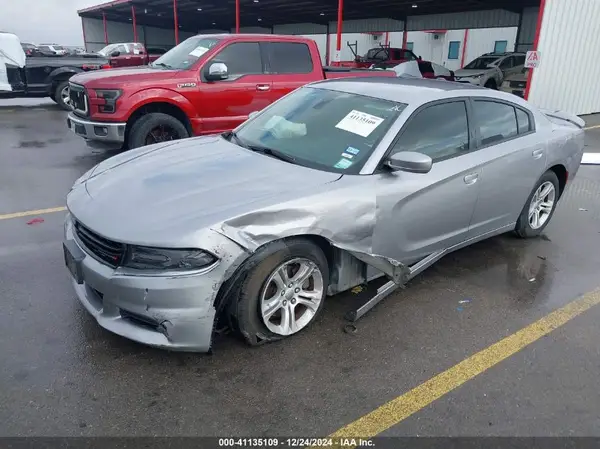 2C3CDXBGXJH196549 2018 DODGE CHARGER - Image 2