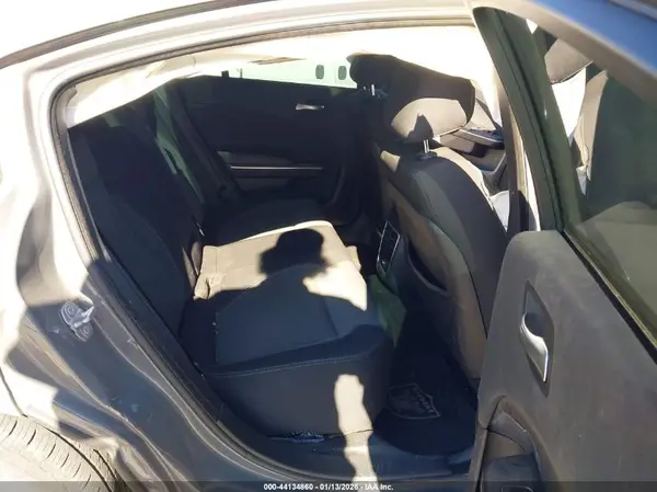 2C3CDXBGXJH234118 2018 DODGE CHARGER - Image 8