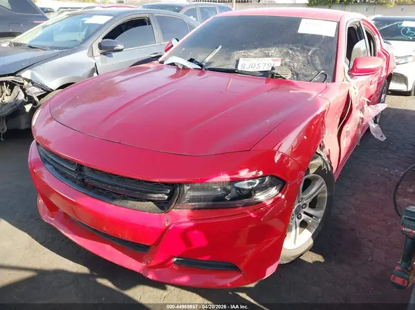 2C3CDXBGXJH234121 2018 DODGE CHARGER - Image 2