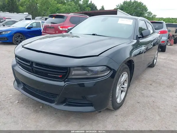 2C3CDXBGXJH272898 2018 DODGE CHARGER - Image 2