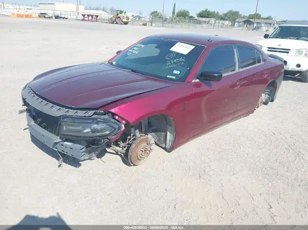 2C3CDXBGXJH284582 2018 DODGE CHARGER - Image 2