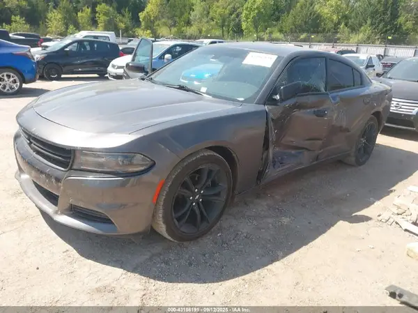 2C3CDXBGXJH307424 2018 DODGE CHARGER - Image 2