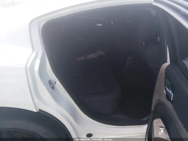 2C3CDXBGXKH505082 2019 DODGE CHARGER - Image 8