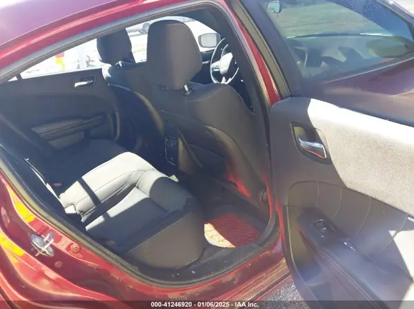 2C3CDXBGXKH522609 2019 DODGE CHARGER - Image 8