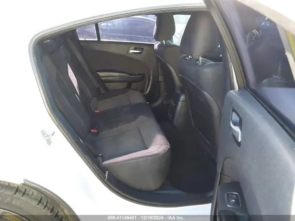 2C3CDXBGXKH553908 2019 DODGE CHARGER - Image 8