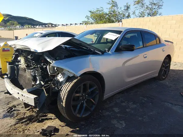 2C3CDXBGXKH554542 2019 DODGE CHARGER - Image 2