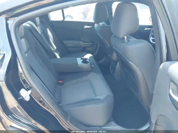 2C3CDXBGXKH576802 2019 DODGE CHARGER - Image 8