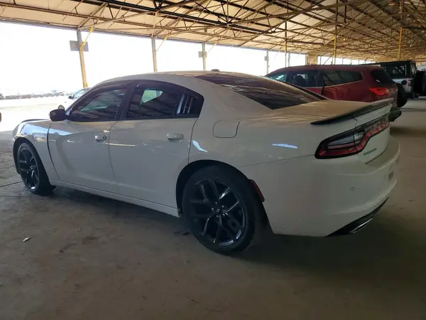2C3CDXBGXKH580879 2019 DODGE CHARGER - Image 2