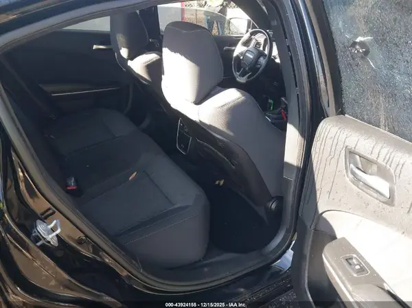 2C3CDXBGXKH599688 2019 DODGE CHARGER - Image 8