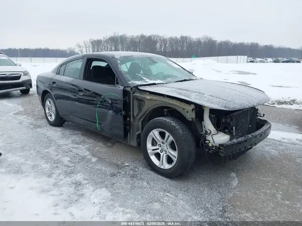 2C3CDXBGXKH664586 2019 DODGE CHARGER - Image 1