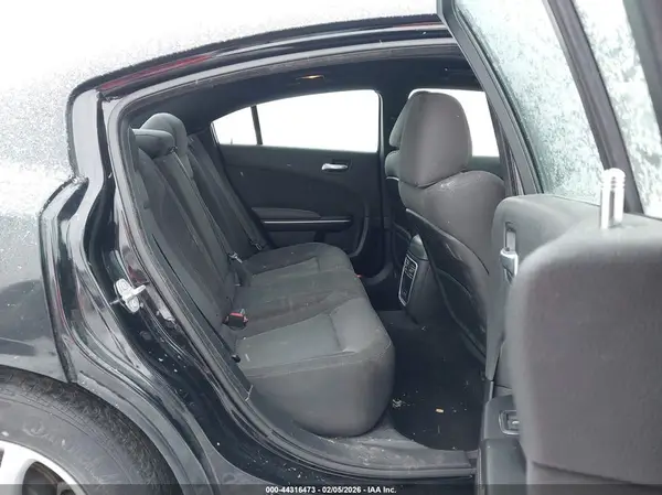 2C3CDXBGXKH664586 2019 DODGE CHARGER - Image 8