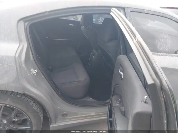 2C3CDXBGXKH666161 2019 DODGE CHARGER - Image 8