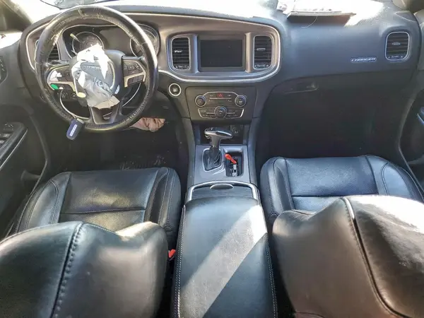 2C3CDXBGXKH695675 2019 DODGE CHARGER - Image 8