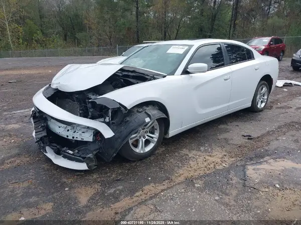 2C3CDXBGXKH713057 2019 DODGE CHARGER - Image 2