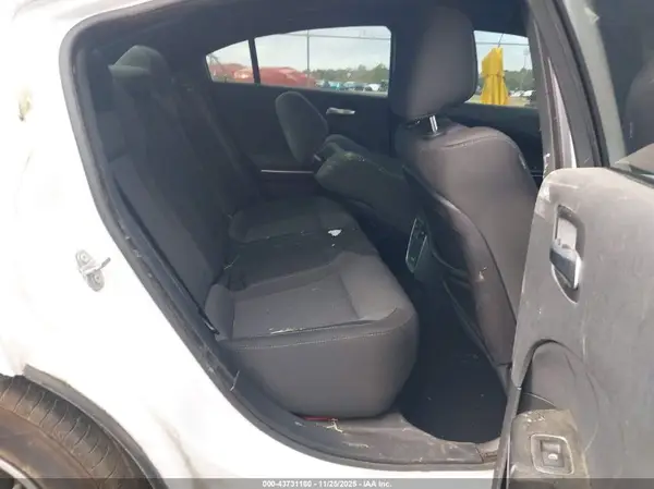 2C3CDXBGXKH713057 2019 DODGE CHARGER - Image 8