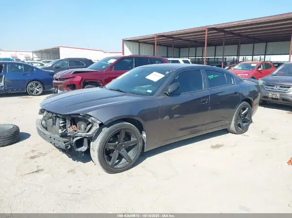 2C3CDXBGXKH715455 2019 DODGE CHARGER - Image 2
