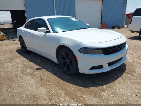 2C3CDXBGXKH725161 2019 DODGE CHARGER - Image 1