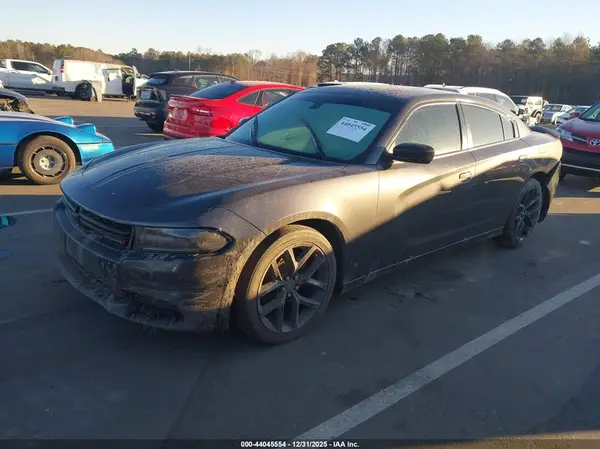 2C3CDXBGXKH726004 2019 DODGE CHARGER - Image 2