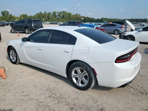 2C3CDXBGXKH752831 2019 DODGE CHARGER - Image 2