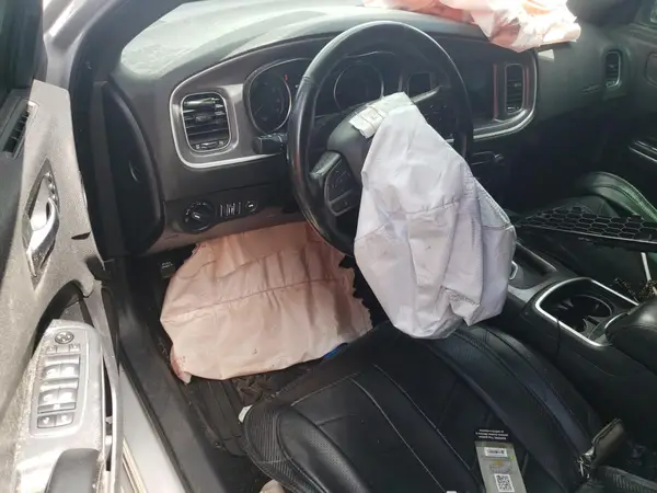 2C3CDXBGXLH113981 2020 DODGE CHARGER - Image 8