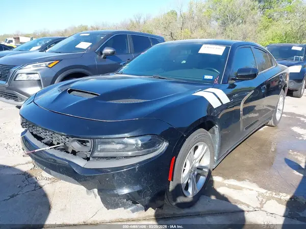 2C3CDXBGXLH136743 2020 DODGE CHARGER - Image 2