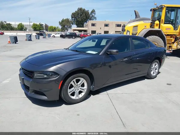 2C3CDXBGXLH179978 2020 DODGE CHARGER - Image 2