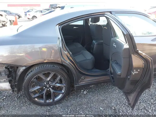 2C3CDXBGXNH106659 2022 DODGE CHARGER - Image 8