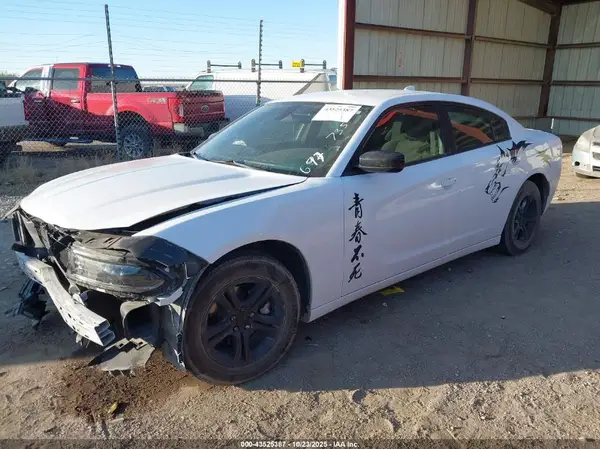 2C3CDXBGXPH564205 2023 DODGE CHARGER - Image 2