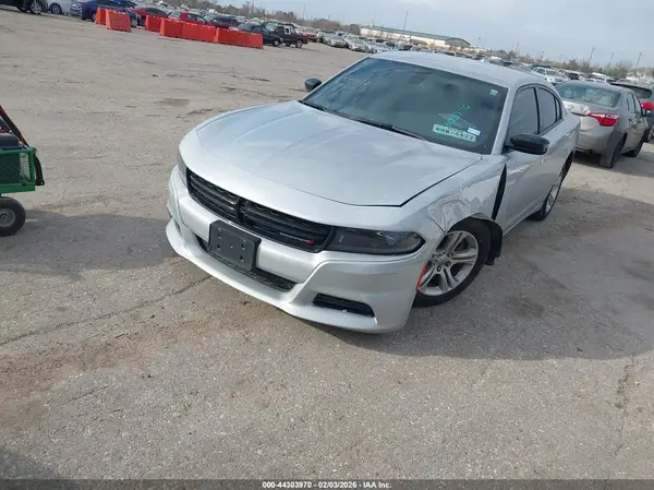 2C3CDXBGXPH698843 2023 DODGE CHARGER - Image 2