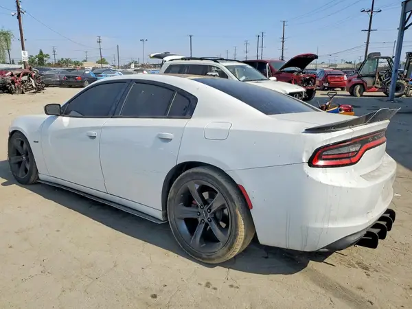 2C3CDXCT0GH185967 2016 DODGE CHARGER - Image 2