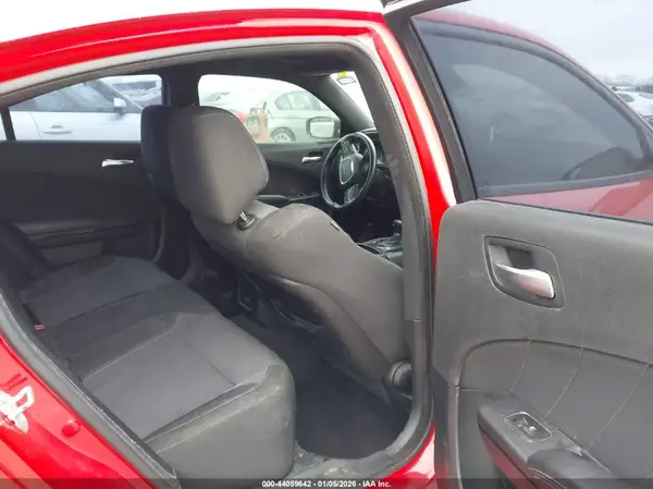 2C3CDXCT0GH302219 2016 DODGE CHARGER - Image 8