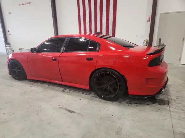 2C3CDXCT0JH155939 2018 DODGE CHARGER - Image 2