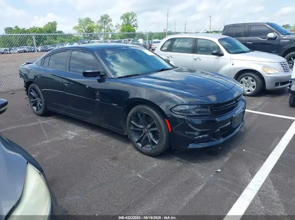 2C3CDXCT0JH228551 2018 DODGE CHARGER - Image 1