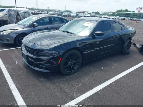 2C3CDXCT0JH228551 2018 DODGE CHARGER - Image 2