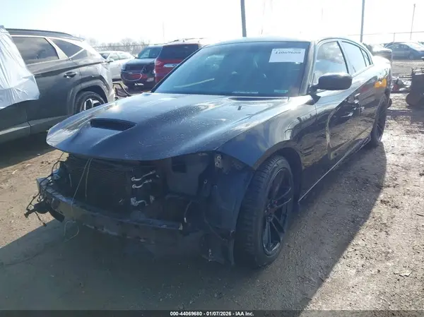 2C3CDXCT0JH321330 2018 DODGE CHARGER - Image 2