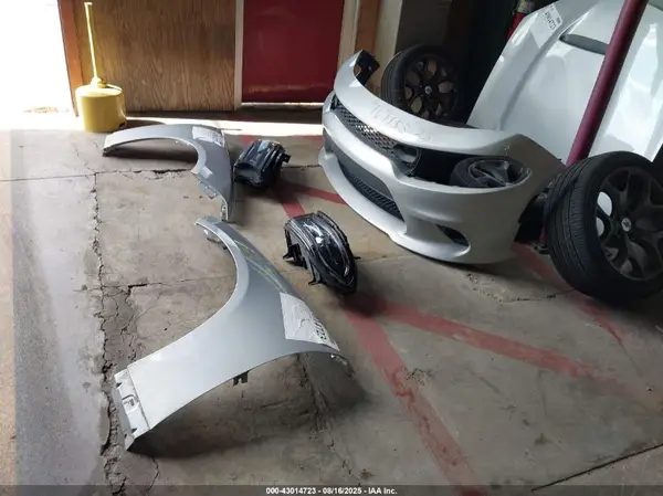 2C3CDXCT0KH573080 2019 DODGE CHARGER - Image 8