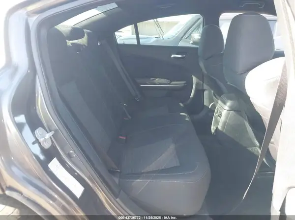 2C3CDXCT0KH630135 2019 DODGE CHARGER - Image 8