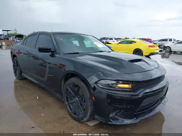 2C3CDXCT0KH631916 2019 DODGE CHARGER - Image 1