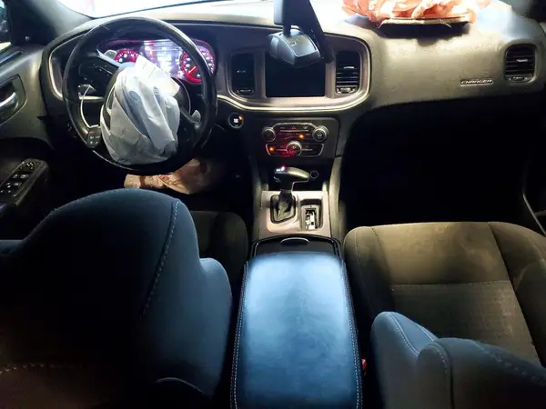 2C3CDXCT0KH643290 2019 DODGE CHARGER - Image 8