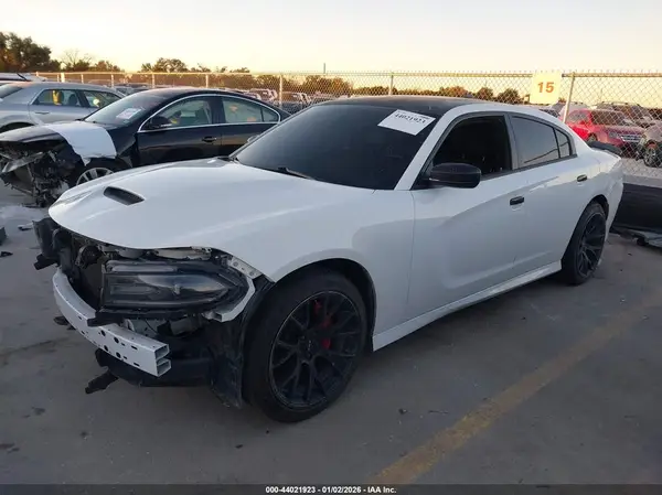 2C3CDXCT0KH757340 2019 DODGE CHARGER - Image 2