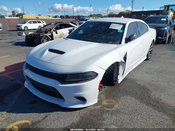 2C3CDXCT0PH535825 2023 DODGE CHARGER - Image 2