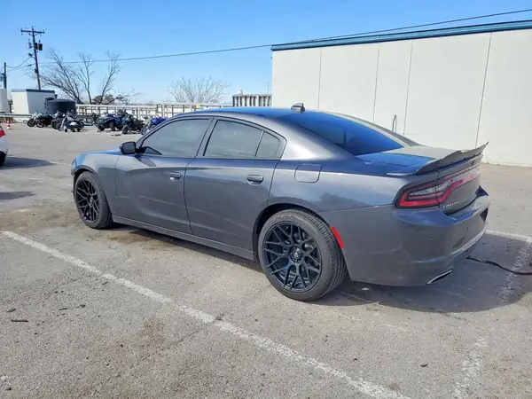2C3CDXCT1JH237906 2018 DODGE CHARGER - Image 2