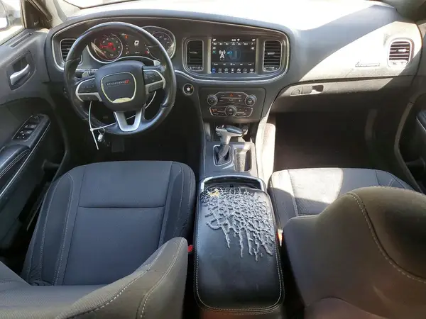 2C3CDXCT1JH260778 2018 DODGE CHARGER - Image 8