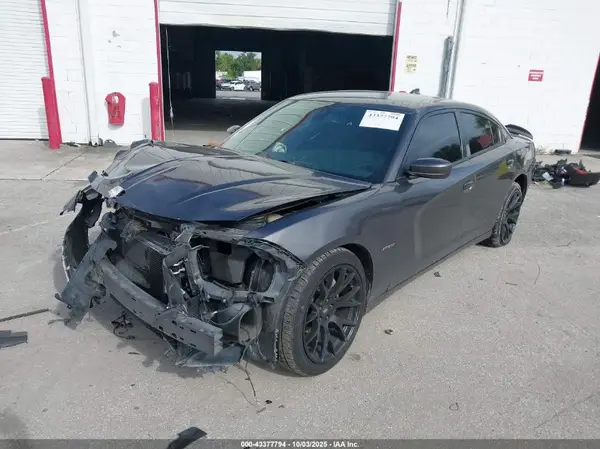 2C3CDXCT1JH260795 2018 DODGE CHARGER - Image 2