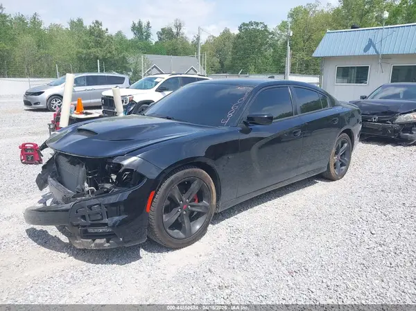 2C3CDXCT1JH273692 2018 DODGE CHARGER - Image 2