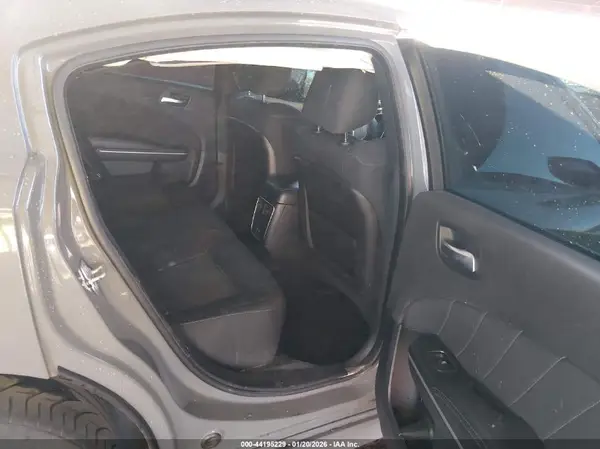 2C3CDXCT1KH584069 2019 DODGE CHARGER - Image 8