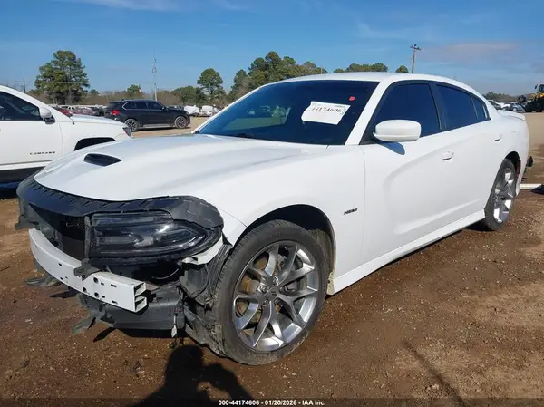 2C3CDXCT1KH643010 2019 DODGE CHARGER - Image 2