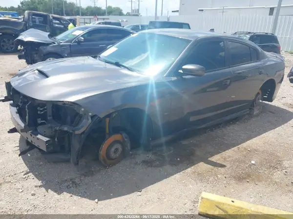 2C3CDXCT1MH640241 2021 DODGE CHARGER - Image 2