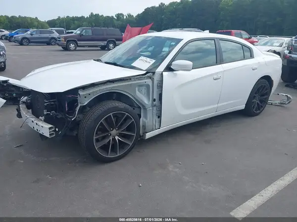 2C3CDXCT2GH310466 2016 DODGE CHARGER - Image 2