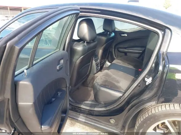 2C3CDXCT2GH318891 2016 DODGE CHARGER - Image 8